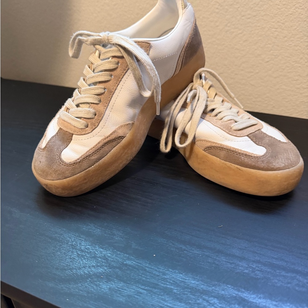 Steve Madden White and Tan Casual Sneakers